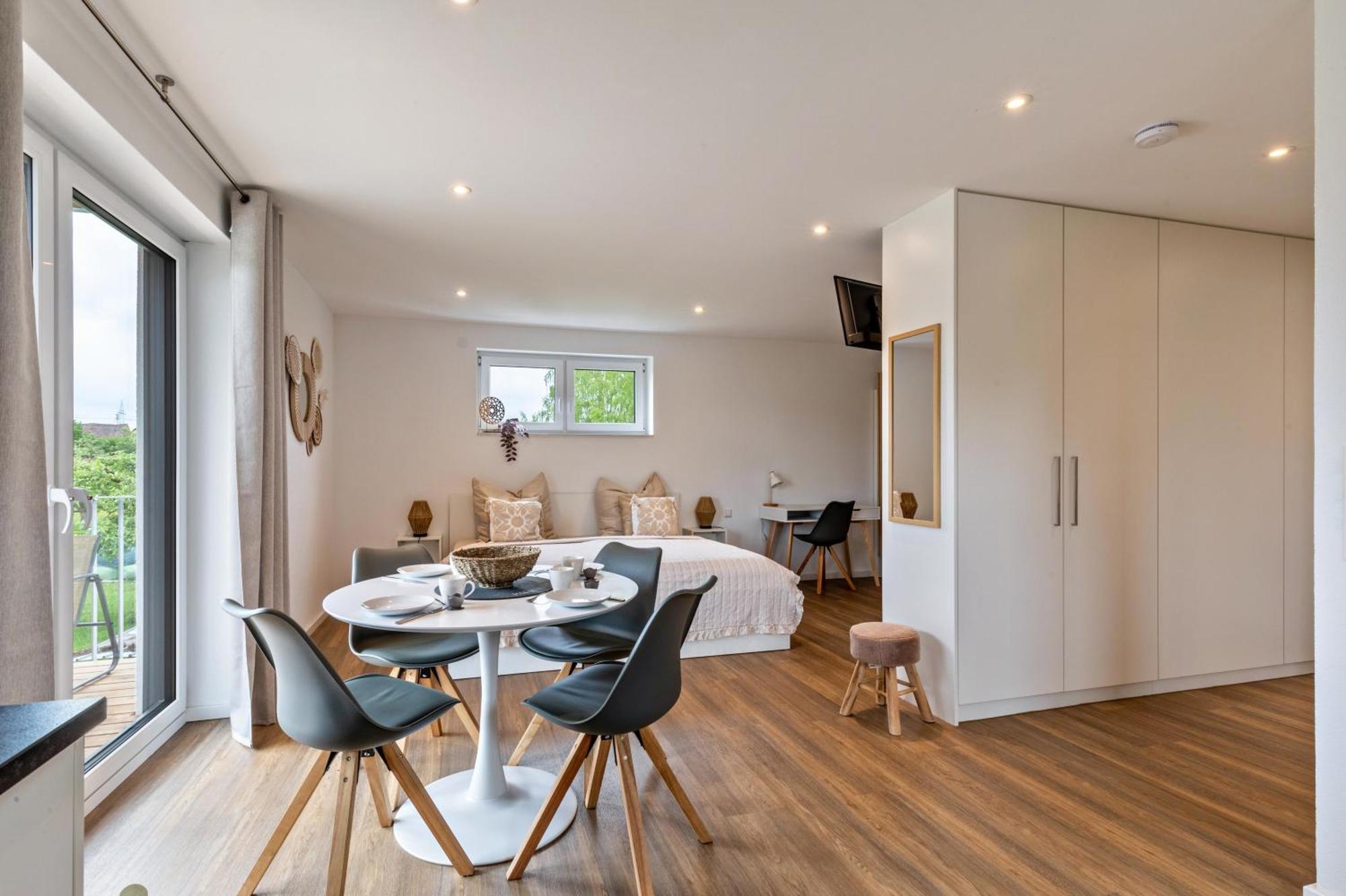 Studio 4 Parkside Apartments Günzburg Екстериор снимка